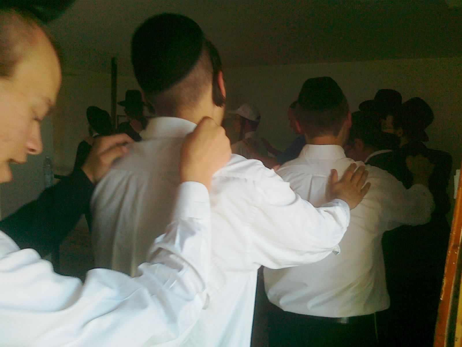 מתפללים בבית הכנסת שלום על ישראל ביריחו שבוע שעבר (יח"צ)