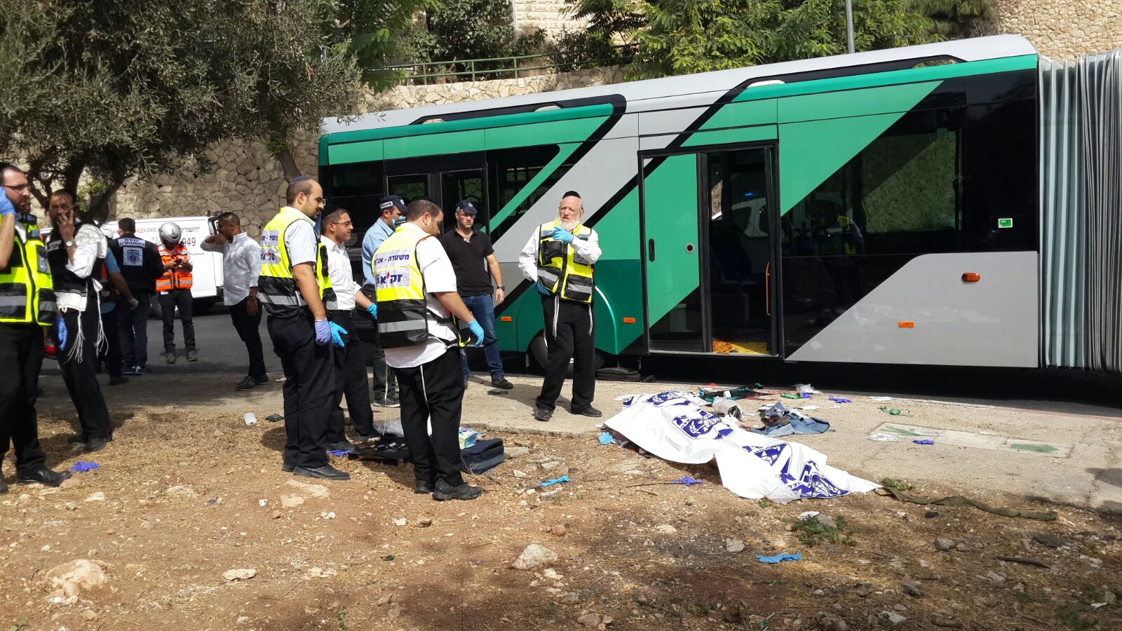 האוטובוס שנפגע בארמון הנציב (TPS)