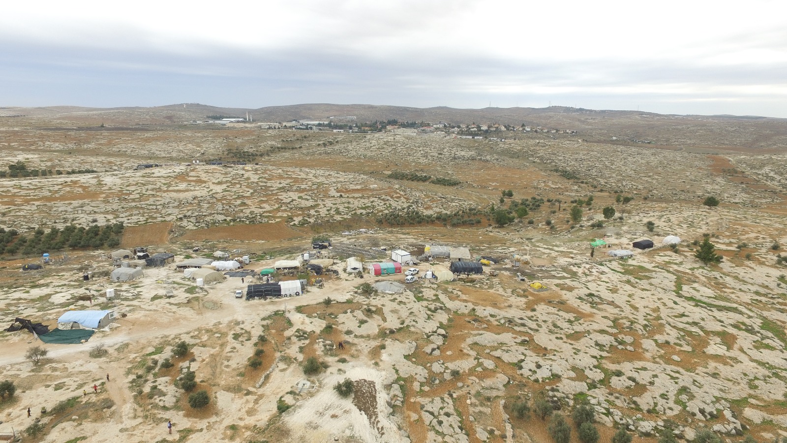 המאחז הבלתי חוקי (רגבים)