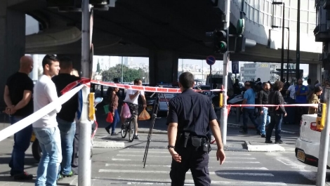 זירת הפיגוע בתל אביב (איציק גלזר - חדשות 24)