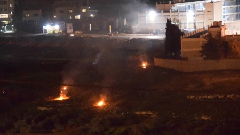 אש שהציתו ערבים בין הכפר ג'ילזון לישוב בית אל (ענבל גרוס, סוכנות תצפית) אש שהציתו ערבים בין הכפר ג'ילזון לישוב בית אל (ענבל גרוס, סוכנות תצפית)
