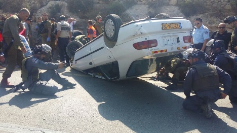 רכבו של המחבל, לפני זמן קצר (סוכנות תצפית)