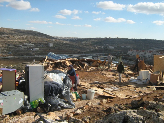 הרס במצפה אביחי על רקע בתי קרית ארבע (א"י ממשיכים ובגאון)  