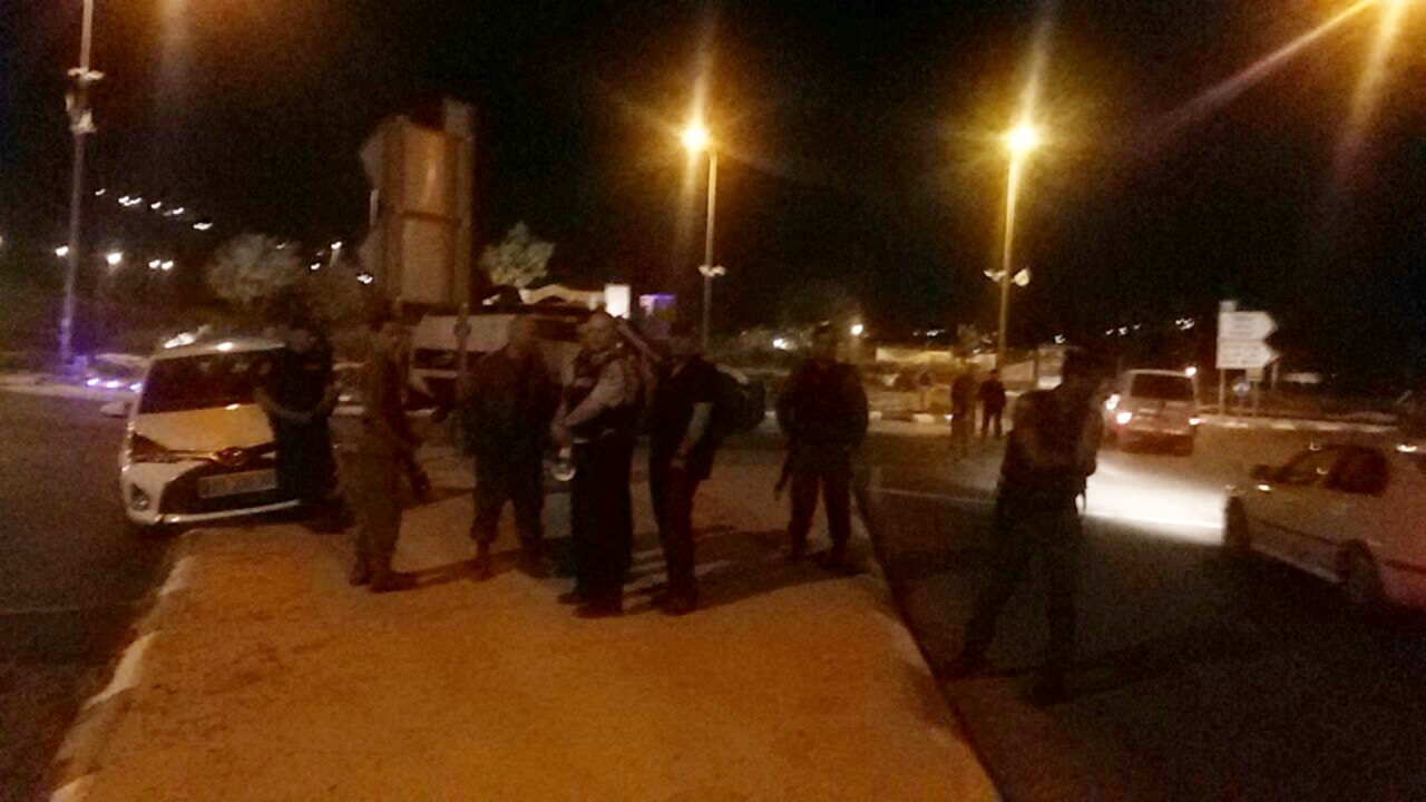 שוטרים ערוכים בהפגנה, אמש (יחצנים)