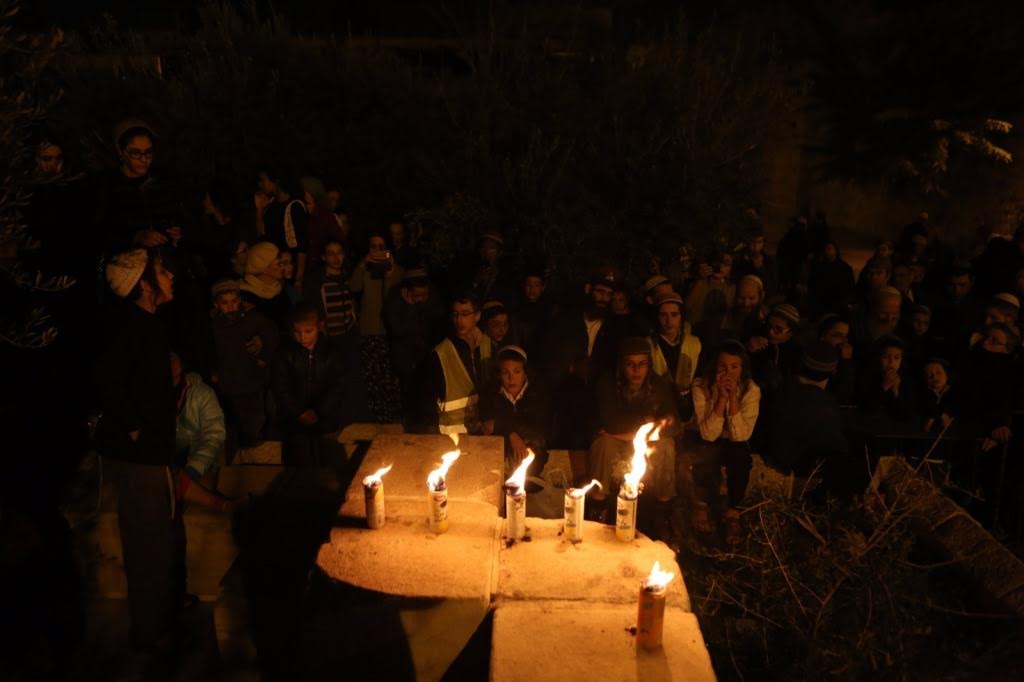 סיבוב השערים והדלקת נרות חנוכה, לרגל ראש חודש טבת (שלומי כהן)