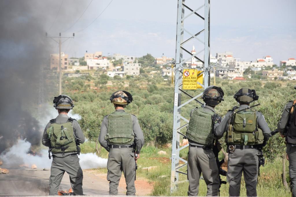 שוטרי מג"ב מול התפרעויות הערבים בדומא (אברהם שפירא)