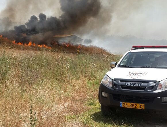השריפה שהשתוללה סמוך לכפר אוריה (דוברות כבאות ירושלים)