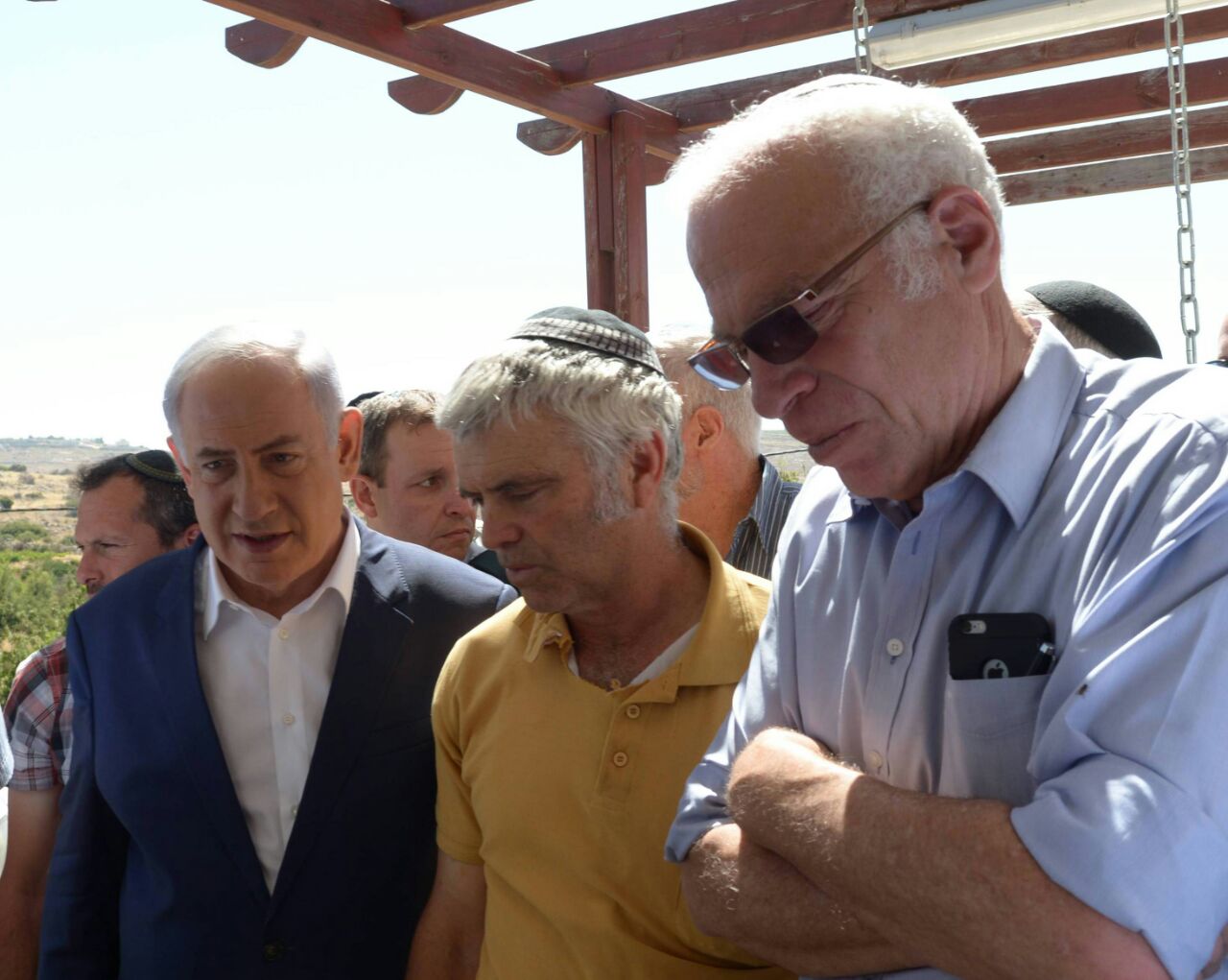 נתניהו בביקור תנחומים אצל משפחת אריאל (עמוס בן גרשום לעמ)