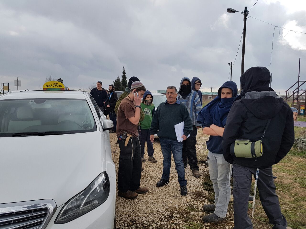 צווי תיחום מחולקים השבוע בבתים ביישוב (אהוד אמיתון, tps)